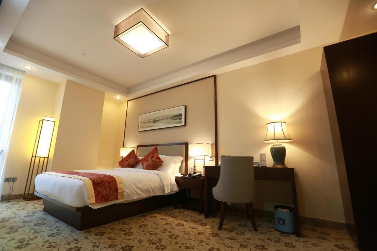 Guangzhou Seaman Club Hotell Exteriör bild