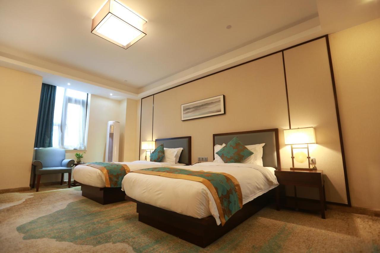 Guangzhou Seaman Club Hotell Exteriör bild
