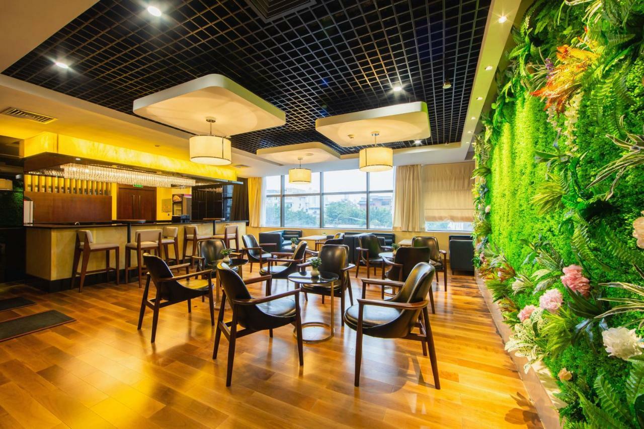 Guangzhou Seaman Club Hotell Exteriör bild