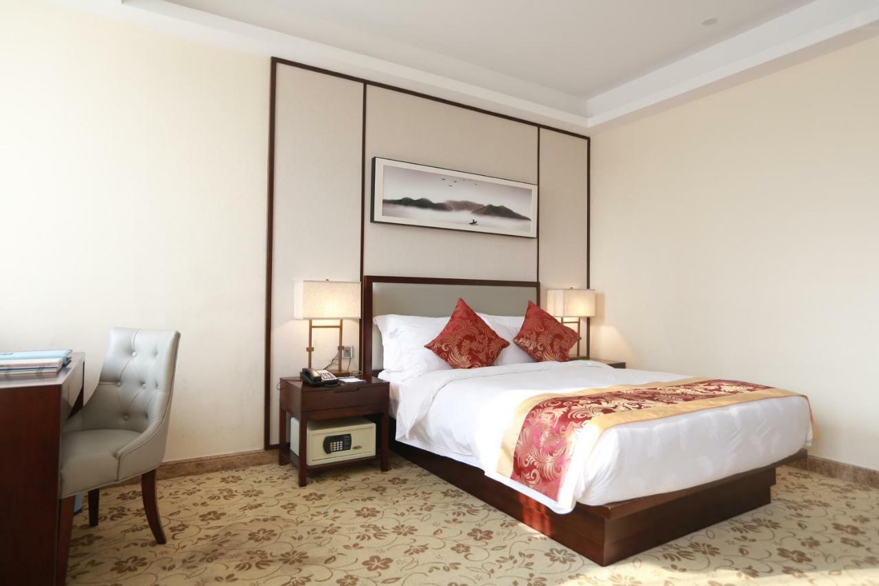 Guangzhou Seaman Club Hotell Exteriör bild
